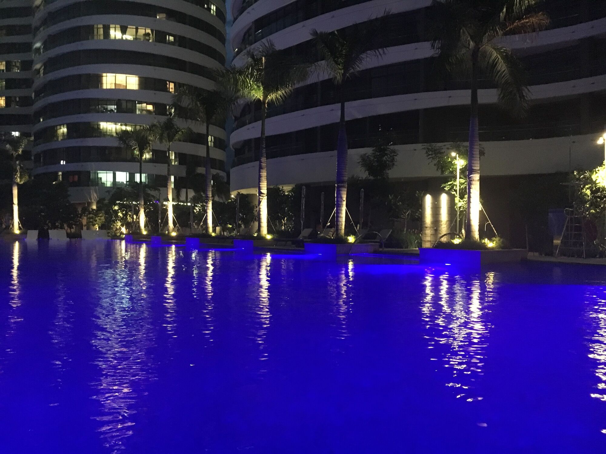 Estella Heights Saigon City View 2Br Apartment & Pool, Ho Chi Minh-stad Buitenkant foto